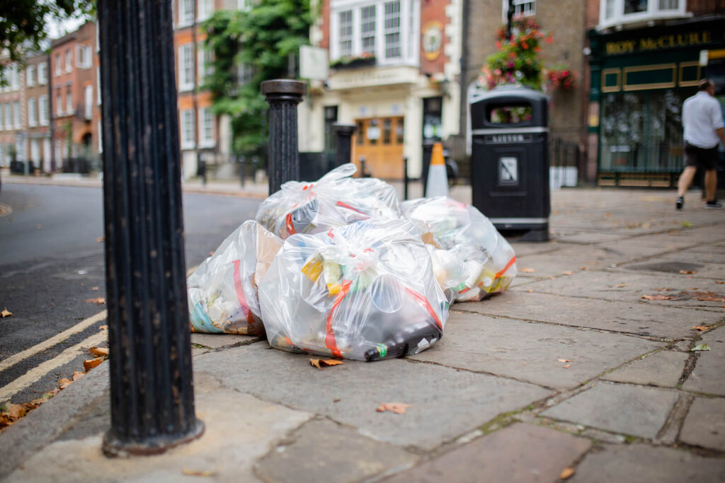 Where to source a free community litter pick kit in Yorkshire – The